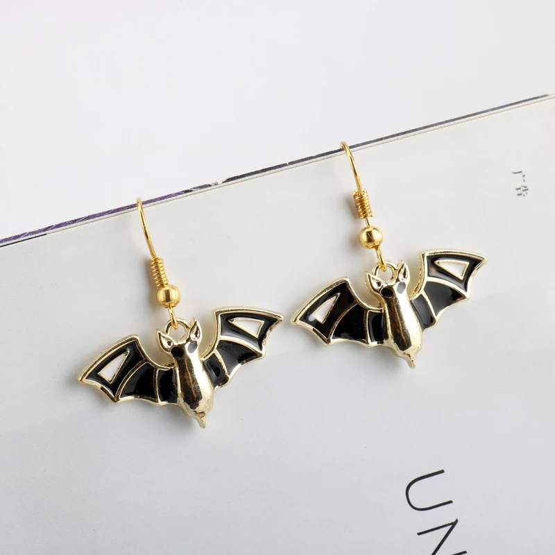 SPY x FAMILY Yor Earrings Fashion Enamel Bat Shape Flower Crystal Deco Pendant Ear Drop Jewelry Eardrop Accessory Party Gift