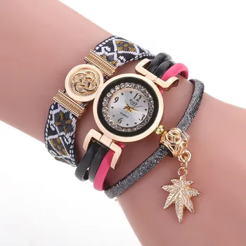 

Vintage Maple Leaf Clan Style Bracelet Watch Fashion Small And Delicate European Beauty Simple Casual Vintage Style Watch