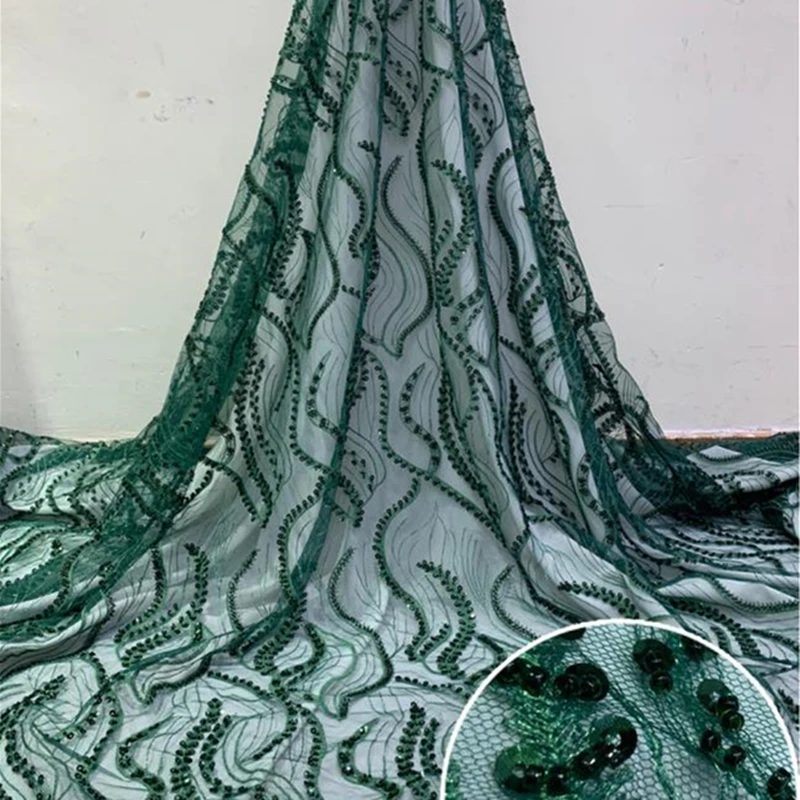 

2020 African Sequins Lace Fabric High Quality Elegant Nigerian Wedding Lace French Tulle Lace Fabric with Beads For Bridal