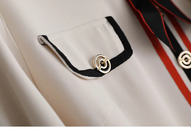 12332428932_2138083848