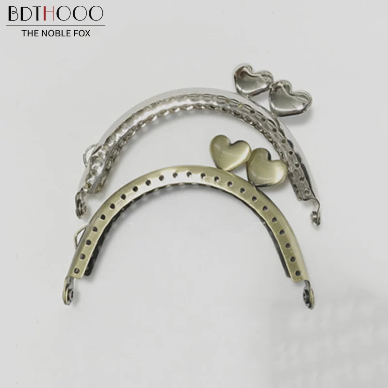 

BDTHOOO 10pcs 8.5cm Metal Purse Frame Handle for Handbag Making Kiss Clasp Lock Antique Bronze Tone Bags Hardware Accessories