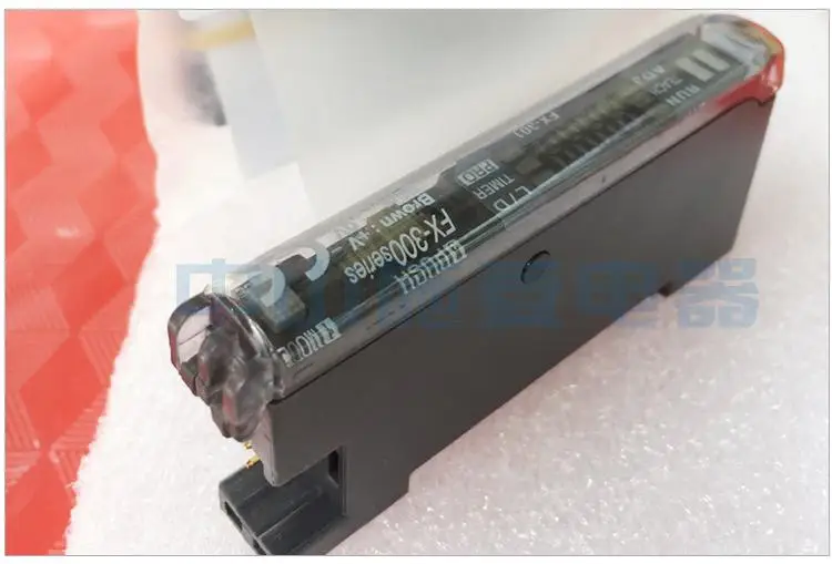 Волоконный усилитель с волоконно-оптическим зондом FX301 CN-73-C2 FD-FM2