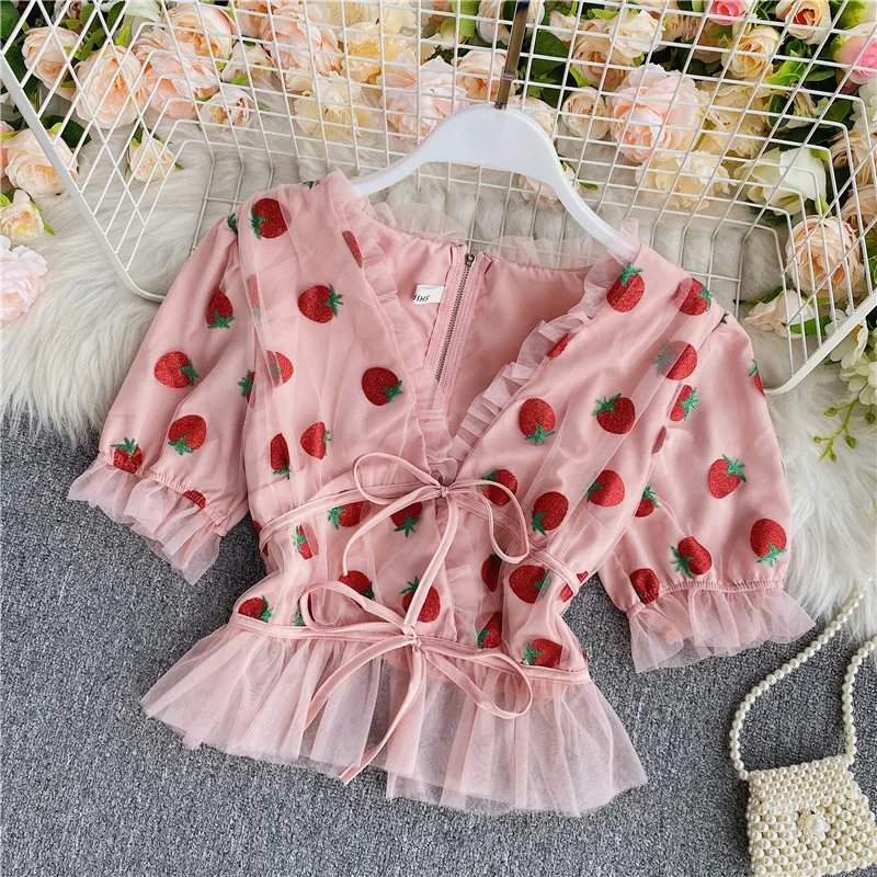 

Strawberry Printed Shirt Chiffon Women Summer New Short Puff Sleeve Ruffled Hem V-Neck Lady Sweet Pink Cropped Top T-shirt