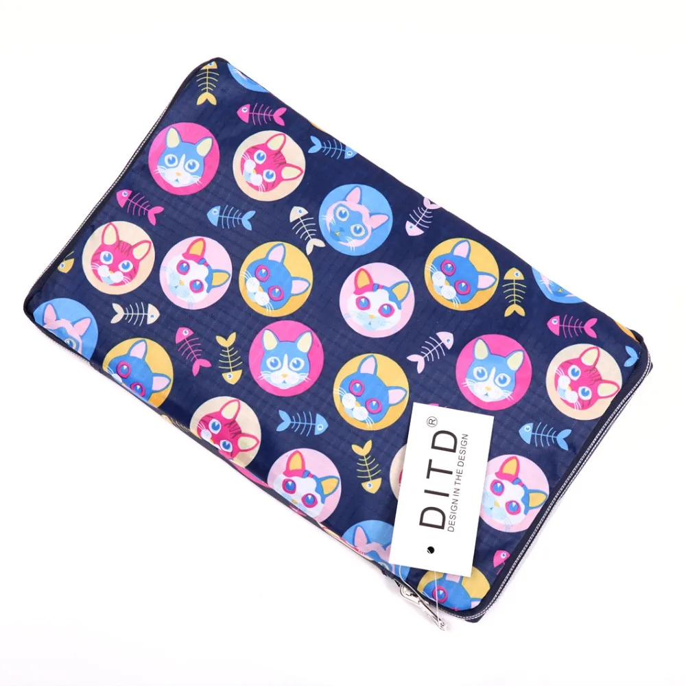 Foldable Travel Bag Women Large Capacity Portable Shoulder Duffle Bag Cartoon Printing Waterproof Weekend Luggage Tote Wholesale
