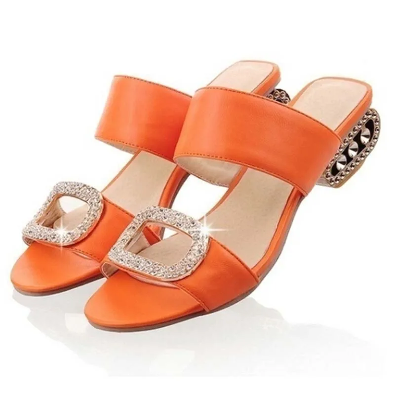 

2019 Summer Slippers Women Sandals Fashion Woman Slides Ladies Rhinestone Bohemia Shoes Square Low Heel Girl Home Slippers Shoes