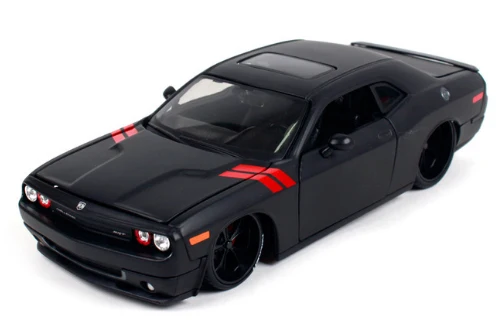 1:24 Maisto 2008 DODGE Challenger модифицированная версия модель автомобиля крутая черная литая под давлением модель автомобиля игрушка Дети подарки новая коробка - Цвет: Черный