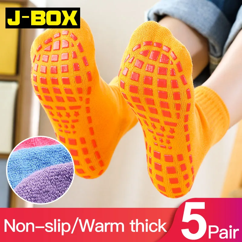 

5 Pairs Women Athletic Short Socks Cotton Self-Heating Care Massage Winter Warm Foot Ankle Socks Non-Slip for Workout Pilates