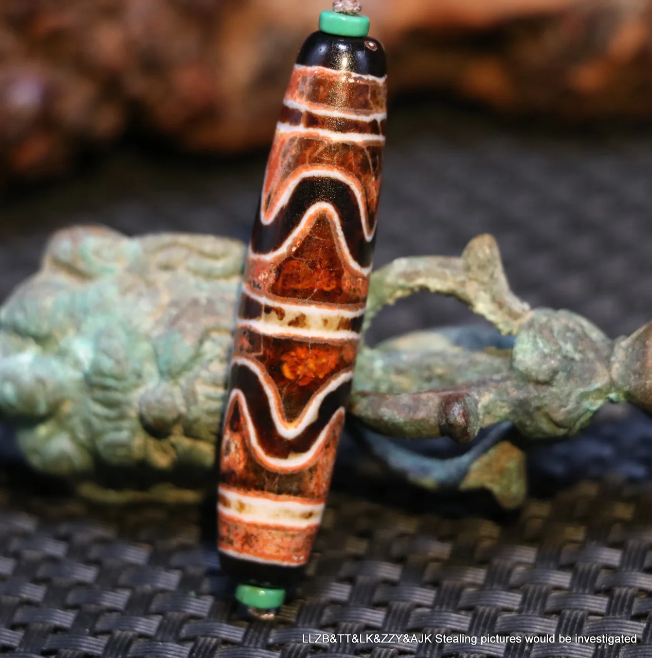 

Magic Power Tibetan old Agate Double Tiger Tooth Totem dZi Bead Totem Pendant ZY Talisman + LKbrother Sauces Top Grade A04