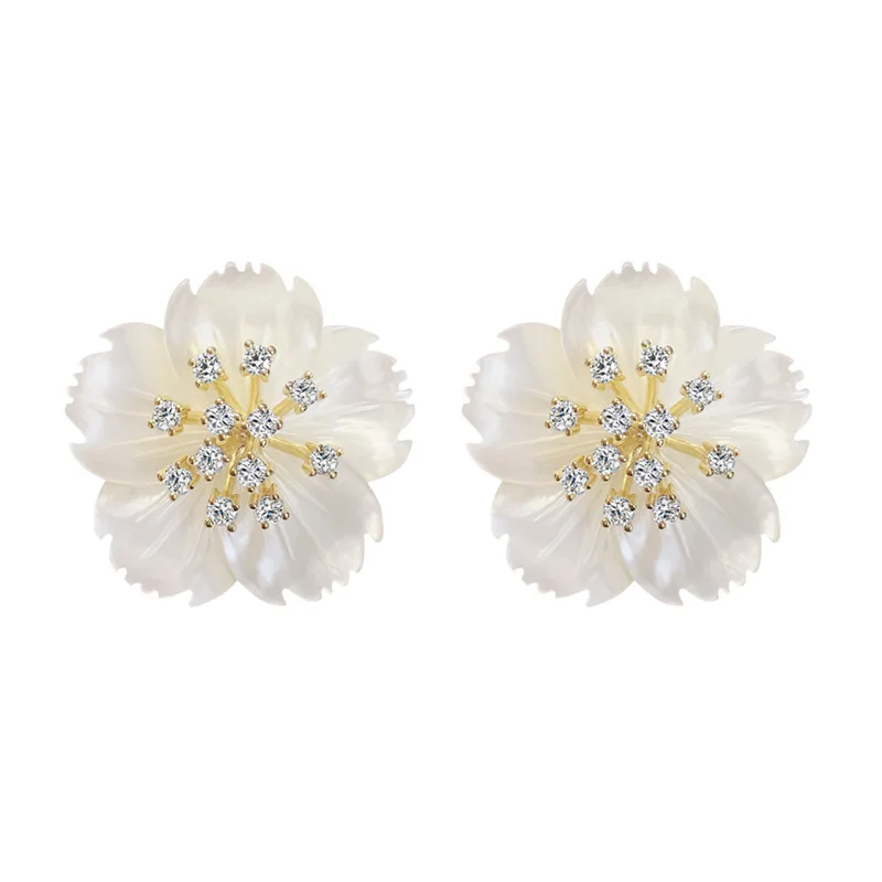 

Hot Natural Freshwater Pearl big Shell Flower Stud Earring Full Pave Cubic Zirconia Women boho Earrings XIUMEIYIZU New Arrivals