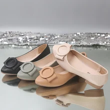 Большие размеры; Модные балетки на плоской подошве; повседневная обувь с металлической пряжкой; осенние туфли-лодочки; женские слипоны с острым носком; женская обувь на плоской подошве