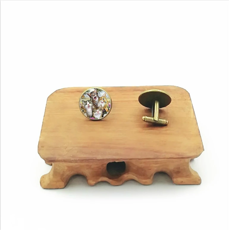 

2019 New Fashion Popular Four Fun Kitten High Quality Cufflinks