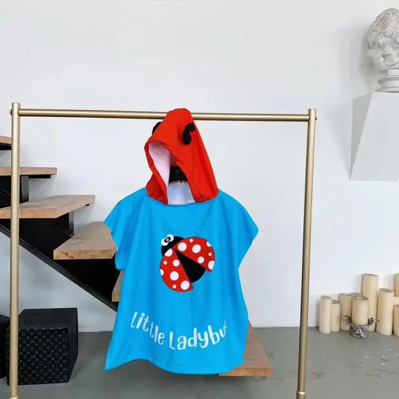 DiaryLook Accappatoio per bambini con cappuccio, poncho da spiaggia con tasche, per ragazzi e ragazze, ad asciugatura rapida, accappatoio per surf e sport acquatici, onda viola, 2-5 Years