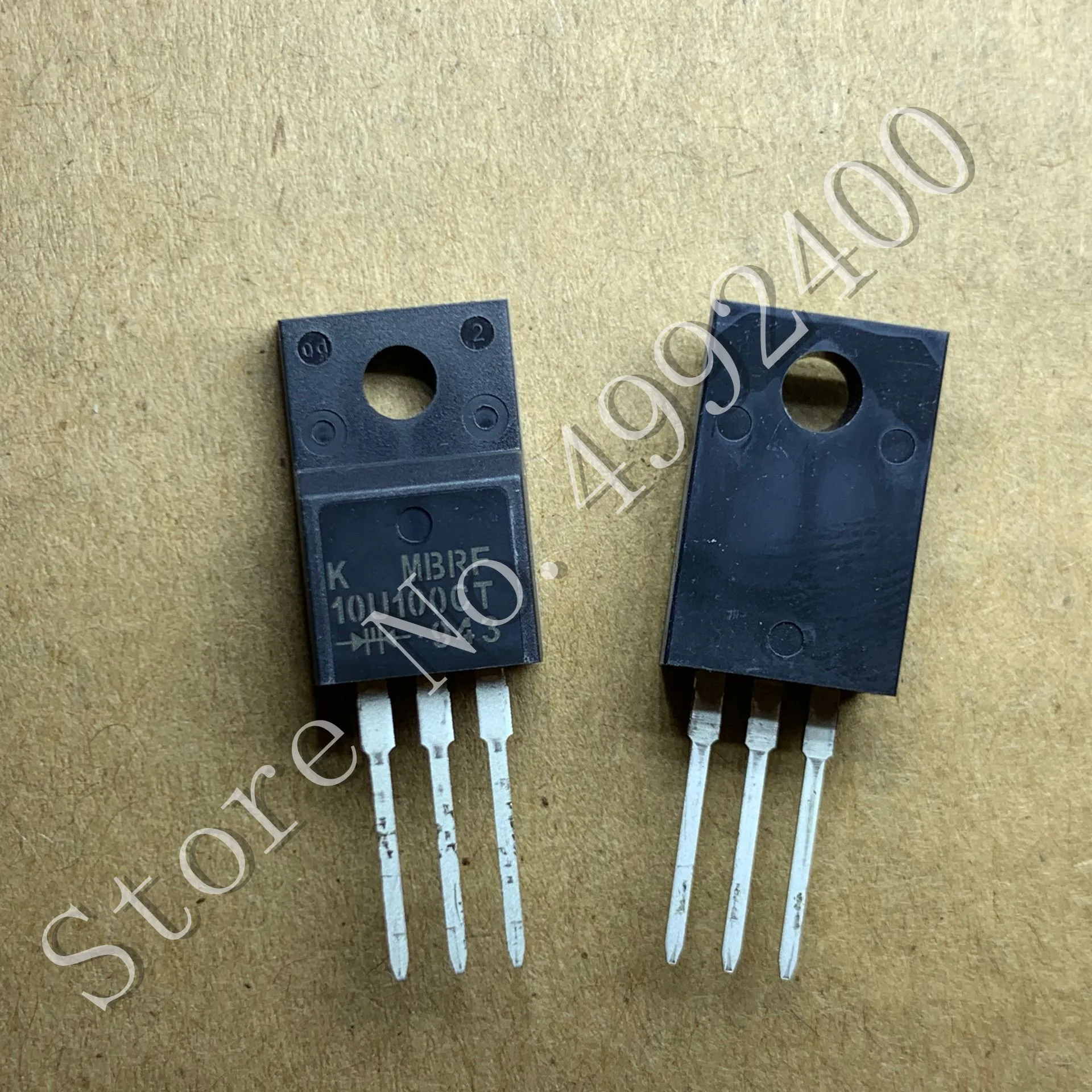 

100pcs/lot MBRF10U100CT TO220