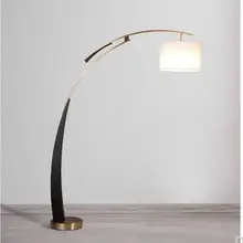 Дизайнерская ins wind Напольная Лампа в скандинавском стиле для учебы, спальни, отеля, бального зала, гостиной, Красная вертикальная пост-современная лампа