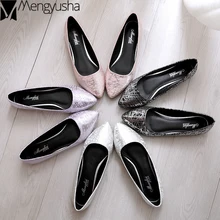 Туфли-лодочки на плоской подошве с острым носком и серебристыми линиями; большие размеры 34-43; женские удобные мокасины с мелким шитьем; женские лоферы с мягкой подошвой