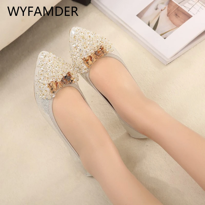 

WYFAMDER 2019 Beaded Ballet Flats Chic Bow Women Loafers Butterfly Slip on Pointed Toe Casual Gold Driving Shoes Big Sizes WF13