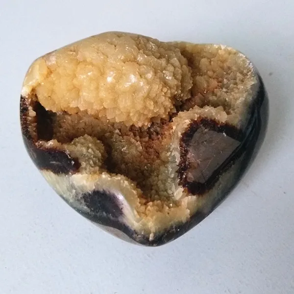 

1pc natural geode crystal Septarian stone Heart and eggs perfect crystals cluster stones and crystals