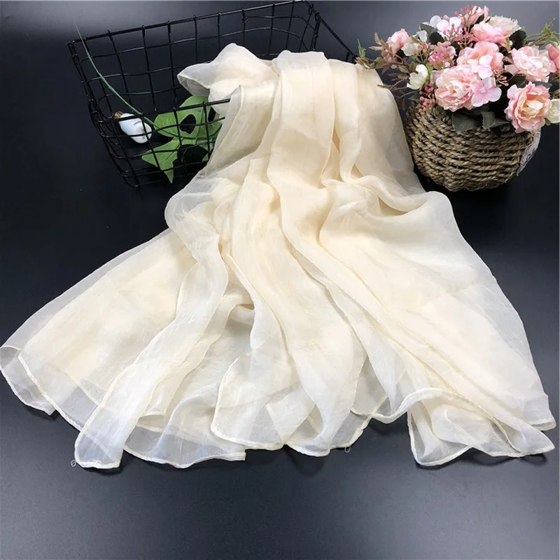 

Classic Silk Scarf Solid Sunscreen Scarves Large Size Beach Towel Fashionable Elegant Evening Dress Shawl Decoration Scarf Woman