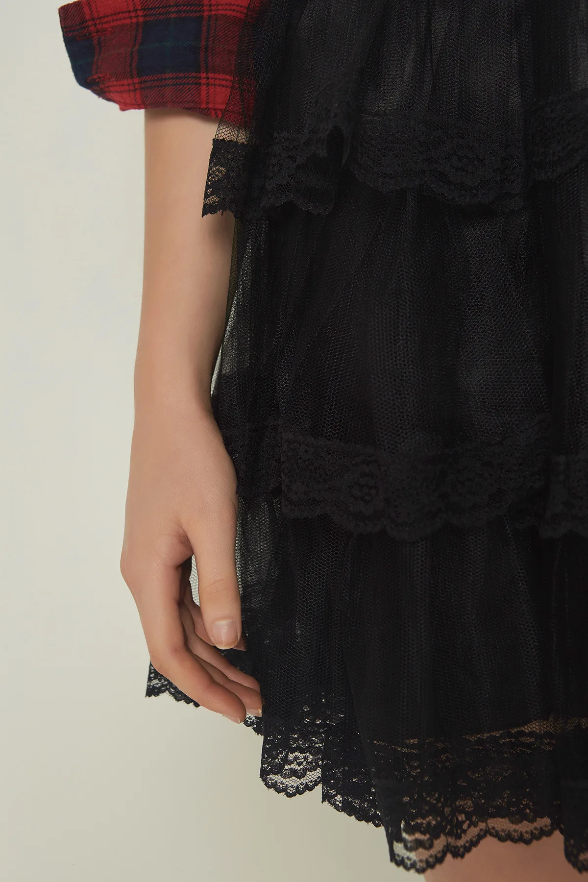 Fashion Cake Gauze Half-body Skirt Princess Wind Fold Tulle Tutu Skirt Summer Sexy Black White Womens Skirts