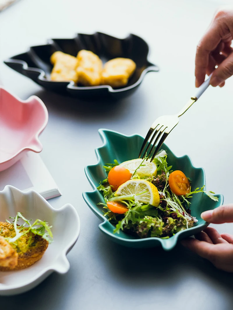Creative Leaf Shape Ceramic Fruit Plate Salad Steak Dinner Plate Snack Cake Dessert Dishes and Plates Home Decorative Tableware
