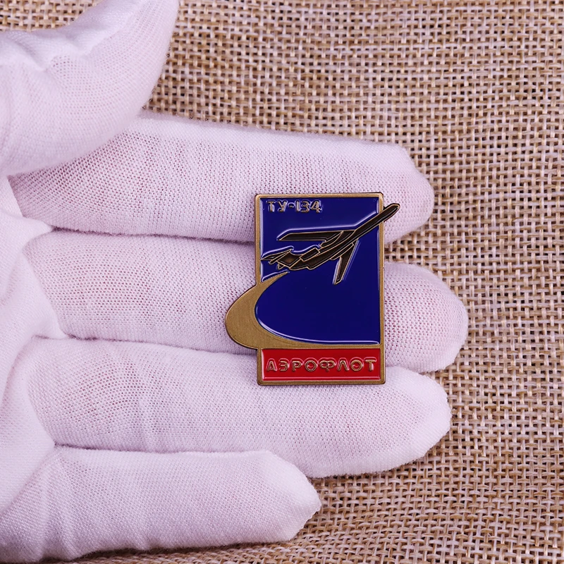 Винтажная булавка для Аэрофлота самолет TY 134 советский коллекционный значок 80 х