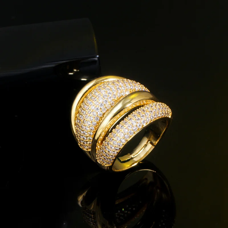 Pera Luxury Resizable CZ Zircon Silver Wedding Ring