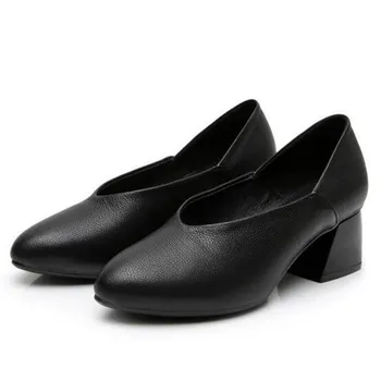 

2019 Autumn Pointed Retro Simple Genuine Leather Shoes Woman High Heels Professional Large Size Comfort Soft Bottom Mother Shoes
