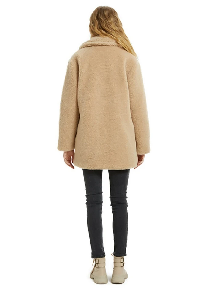 B Fur Coat Women Winter Fashion Casual All-match Solid Faux Fur Lapel Collar Plus Size Loose Long Sleeves Coat Female Jacket