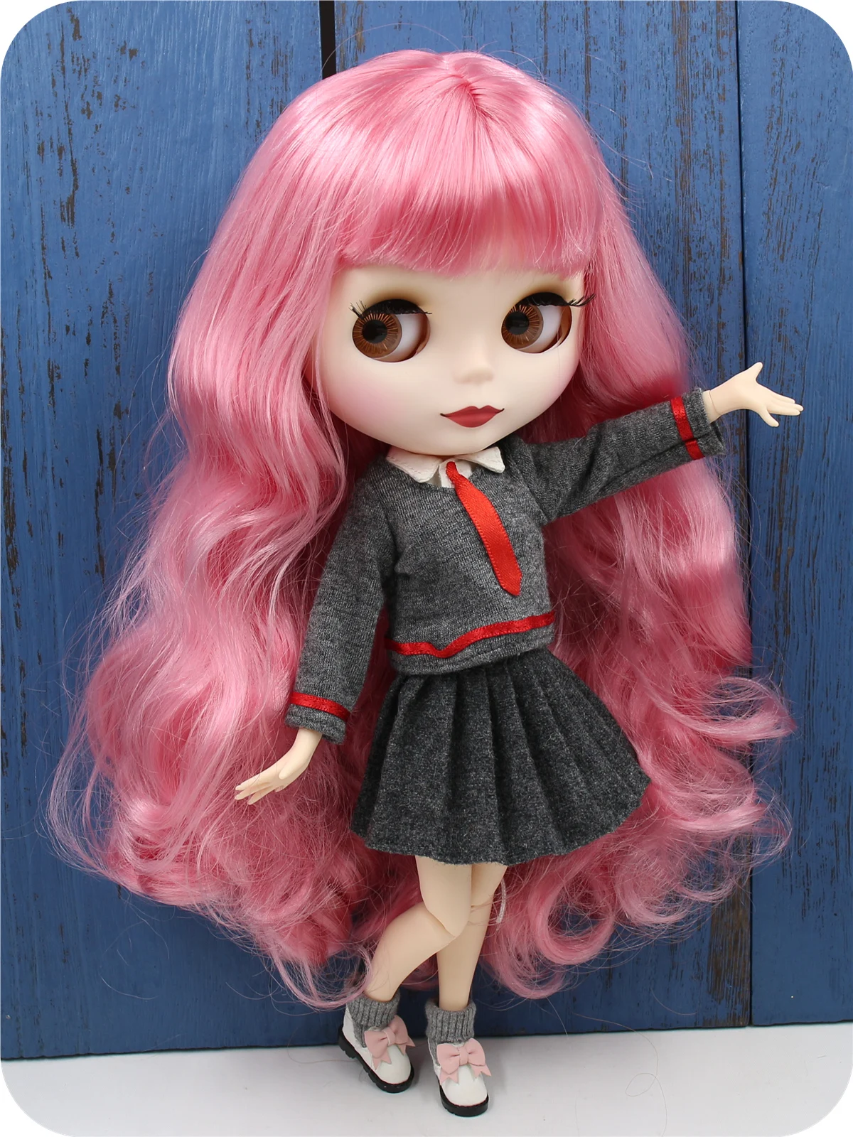 Sarah - Premiwm Custom Neo Blythe Dol gyda Gwallt Pinc, Croen Gwyn ac Wyneb Ciwt Matte 2