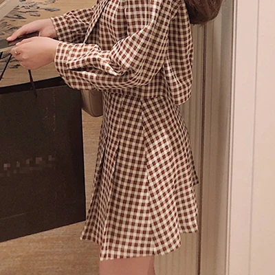coffee plaid skirt MISHOW женский осенний комплект из двух предметов Ретро отложной воротник короткая клетчатая куртка и высокая талия клетчатая плиссированная мини-юбка MX19C4981 - Цвет: coffee plaid skirt