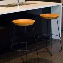 Скандинавский барный стул бытовой твердой древесины Современный простой железный арт стенд два сидя высокий кафе и другие места