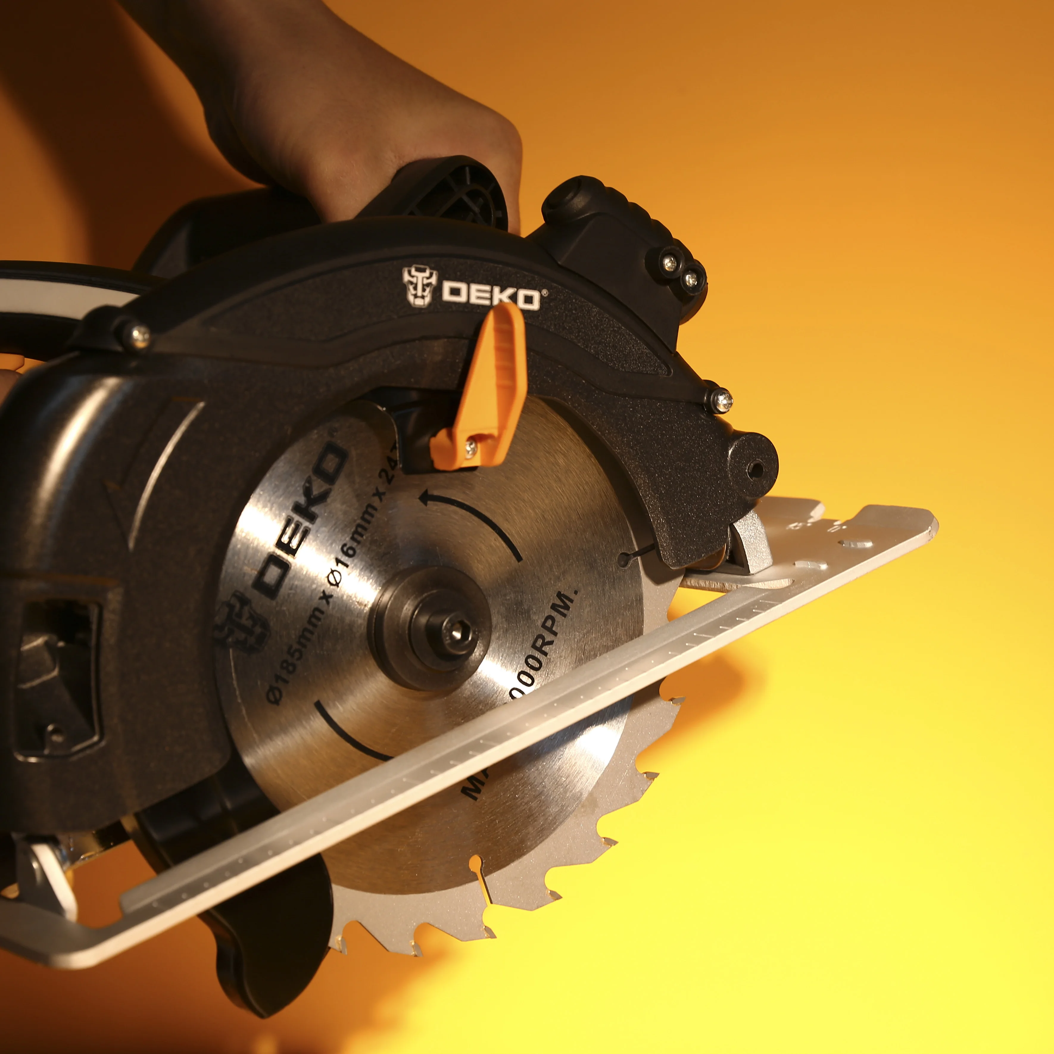 DEKO DKCS1600 Circular Saw Power Tools with Blade, Dust Passage, Auxiliary Handle, High Power Multi-function Cutting Machine