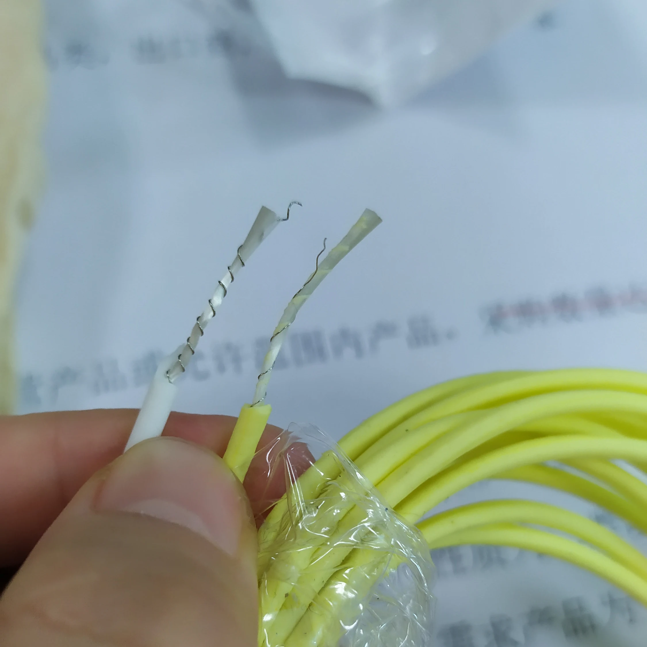 

Silicon Carbon Fiber Heating Cable 3.6mm White Color 133 Ohm/m