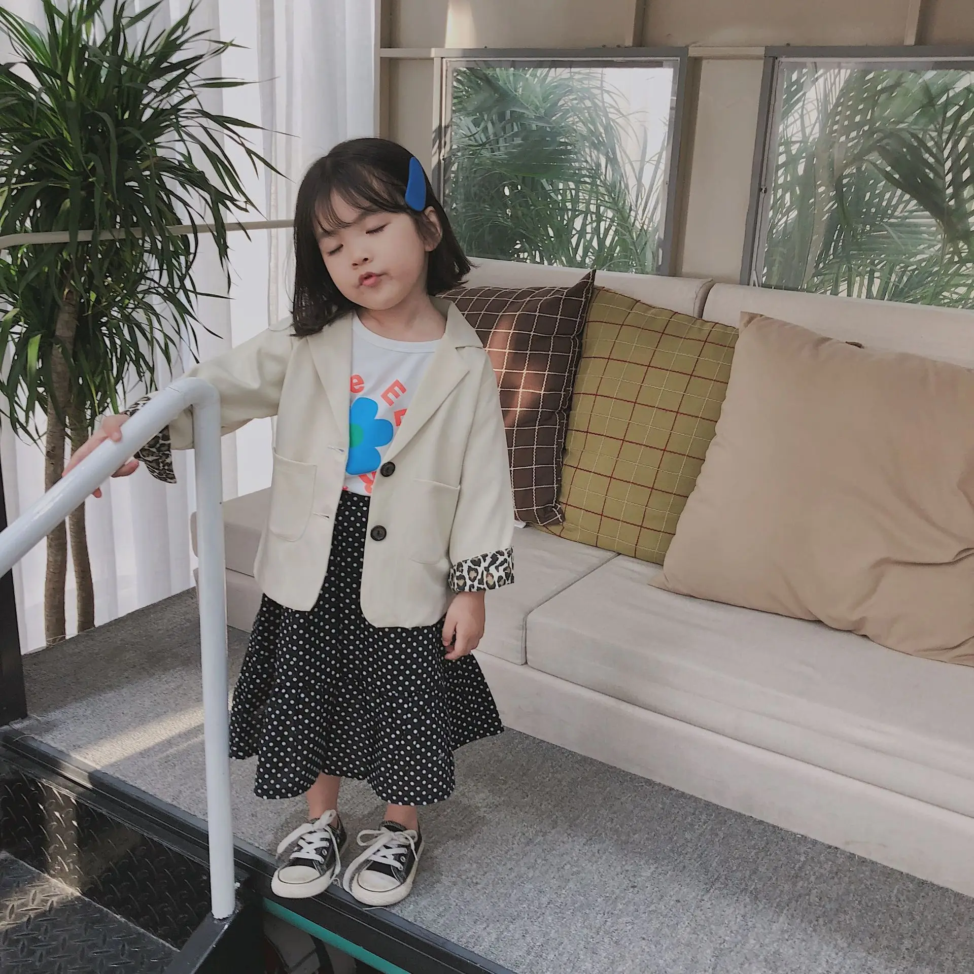 

New autumn Korean style long-sleeved jacket outwear solid color blazer with leopard stitch for girls
