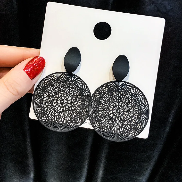 

2019 Fashion Luxury Simple Big Round Earrings Women Fashion Korean Style Hollow Mesh Drop Earrings Statement Jewelry