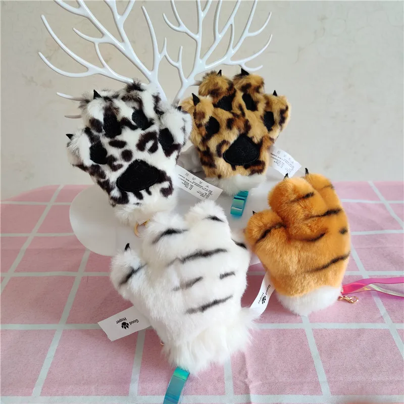 

Cool Simulation Tiger Paw Plush Toy Animal Pendant Leopard Print Keychain School Bag Decoration Children's Toy Christmas Gift