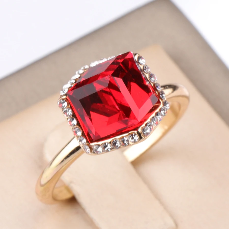 Kinel-Ladies-Fashion-Crystal-Engagement-Rings-For-Women-Luxury-Vintage-Cristales-Gold-Ring-With-Stones-Anneaux (4)