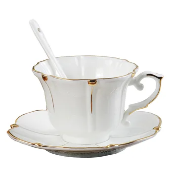 

White Europe Clear Fashion Cup and Saucer Royal Bone China Creative Romantic Coffee Mug Tazas Originales Home Decoration EC50BD