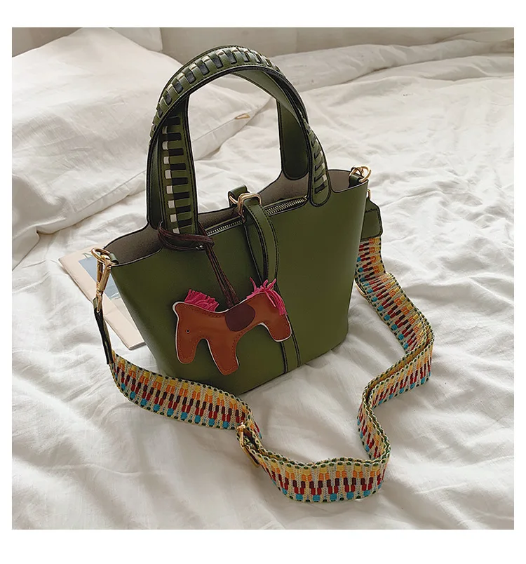 Women's Fashion Composite Bag 2pcs Female Leather Handbags Top Handle Bucket Bags Colorful Strap Crossbody Bag With Horse Tassel (29)