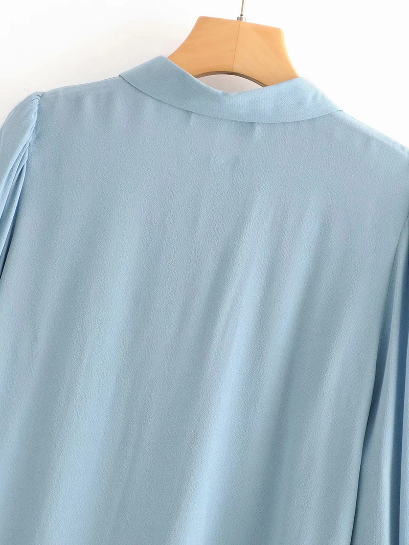 Women Elegant Casual Solid Blouses Long Sleeve Stylish Pleated Blue Blouse Ladies Office Turn Down Collar Shirt Tops