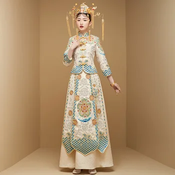 

Champagne Ancient Embroidery Flower Women Cheongsam Marriage Dress Suit Vintage Button Evening Wedding Gowns Hanfu Clothing
