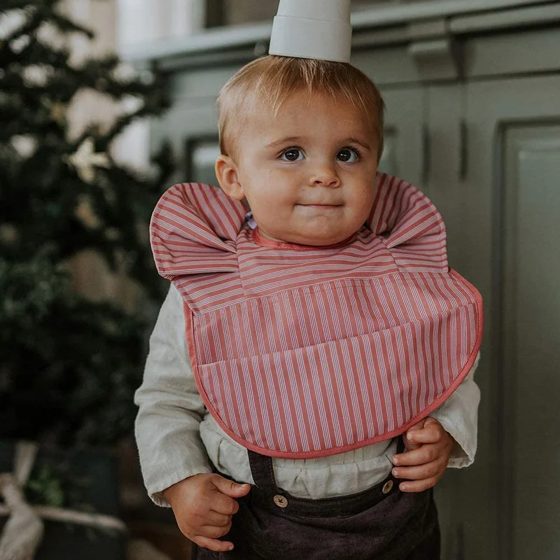 Waterproof Baby Food Eating Bibs Baby's Mess Smock for Children Feeding Cloths Sleeveless Bib with Pocket Kids Aprons New Born