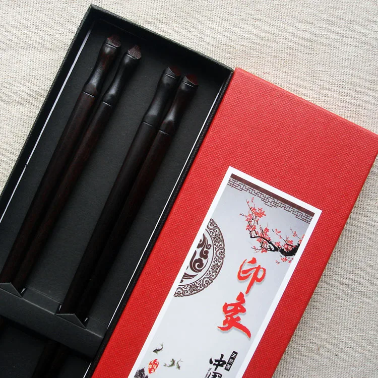 Свадебные палочки для еды красного цвета две пары пар деревянные в подарочной