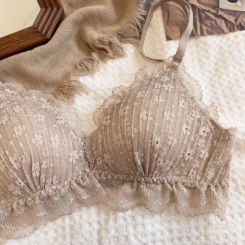 Sexy lace comfortable lingerie without steel ring bralette thin triangle cup bra prevent sagging push up women underwear