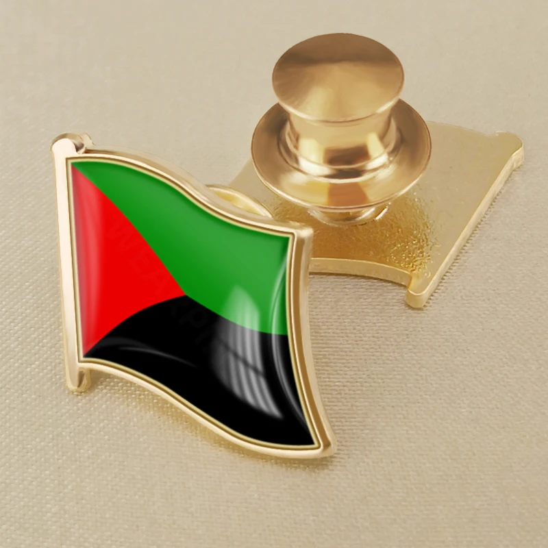 Pin's Carte Pays Pins Badge Liechtenstein - Drapeau Pays En Résine époxy - Collection Carte Pin's Pays Carte