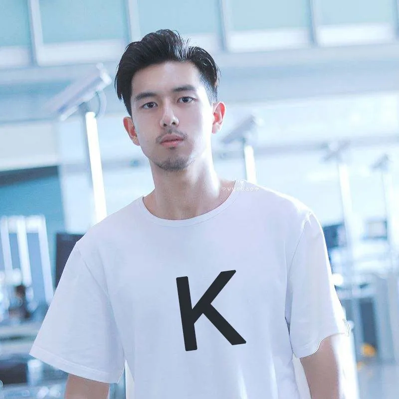 Han Shangyan с тем же абзацем KK с буквенным принтом пара с коротким рукавом рубашка Большой ТВ серии с той же парой