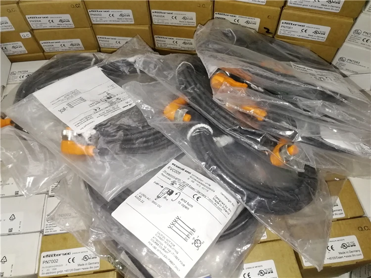 Ifm серии EVC001, EVC002, EVC004, EVC005 совершенно аппарат не Привязанный к оператору сотовой связи, 4-х ядерный, M12