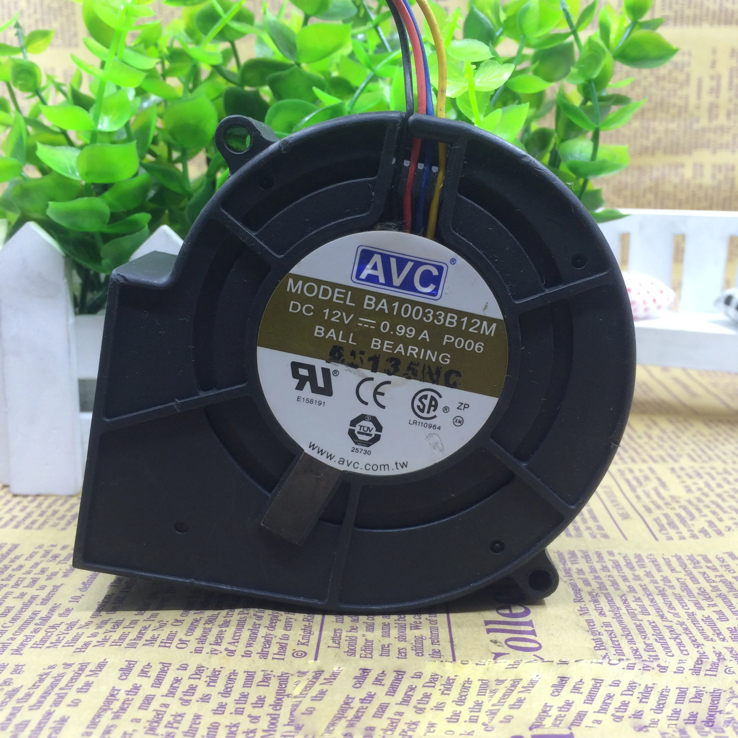 AVC BA10033B12M 9733 12 В 0.99A 9 см вентилятор турбины