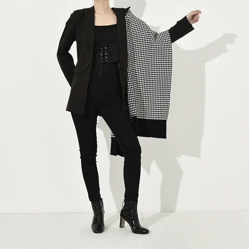 [EWQ] New Autumn Winter Open Stitch Flare Sleeve Black Woemn Blazers Patcwork Striped Korean Women Coat Fashion QL404
