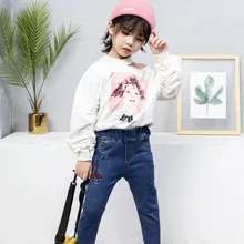 Эластичные джинсы с вышивкой гитары для девочек; Новинка года; осенние брюки; детская одежда в Корейском стиле